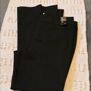 Nee York & Co 7th ave pant, runway fit, flare